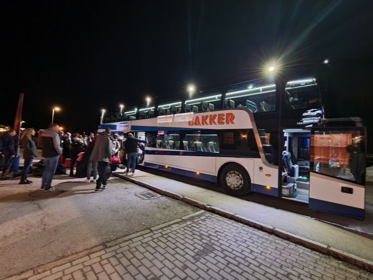 groepsreis-wintersport-pendelbus-bakker-travel-around